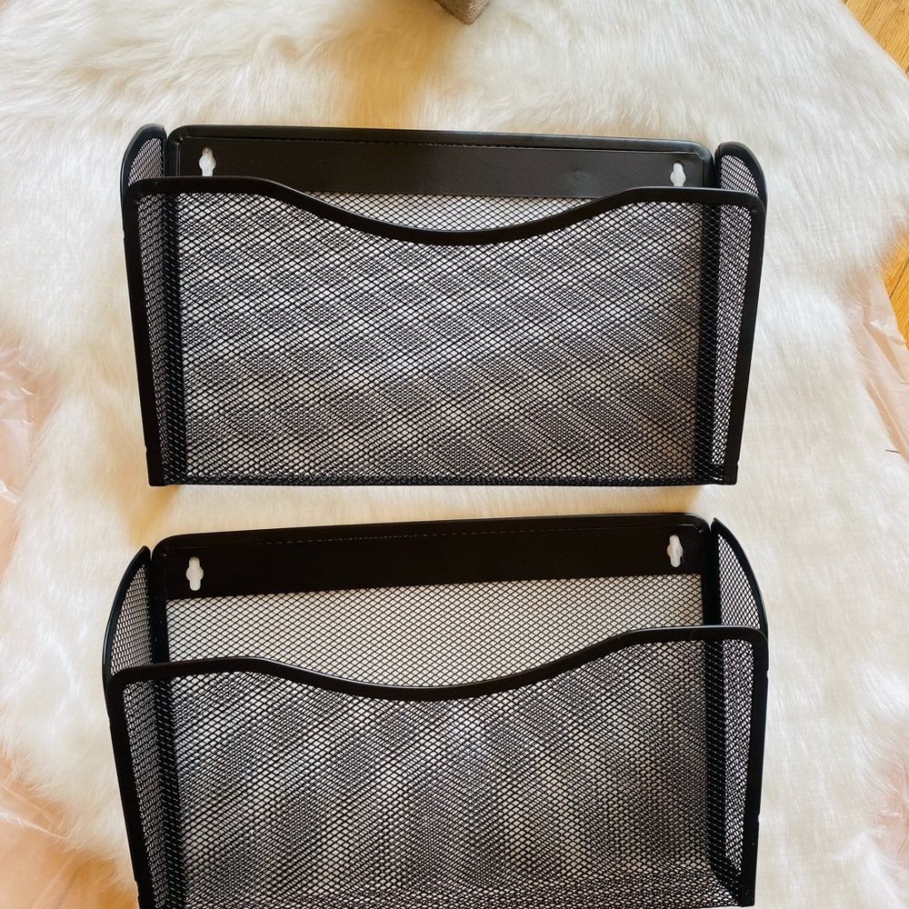 Black Mesh Wall File Organizer